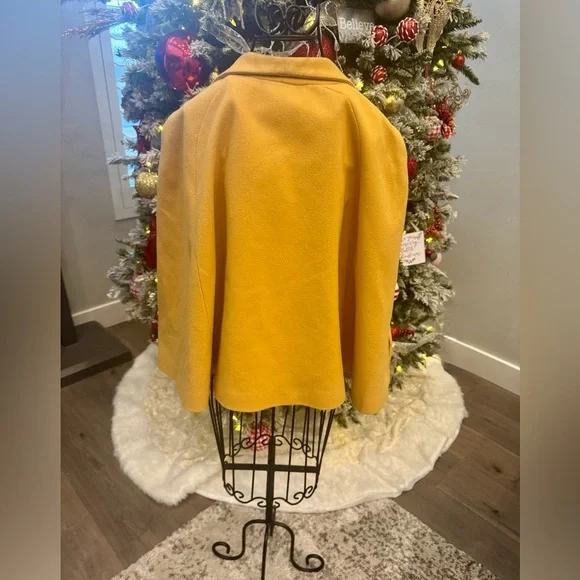 JACK sleevelesss blazer - Picture 7 of 7